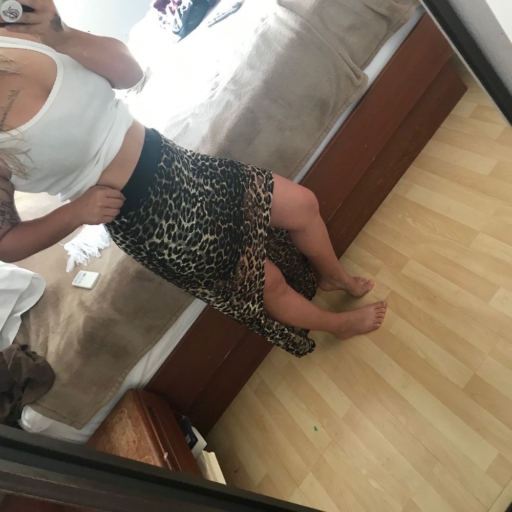 Wet seal Leopard print high low skirt